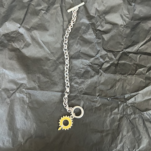 Bracelet $9 - Picture 2 of 2